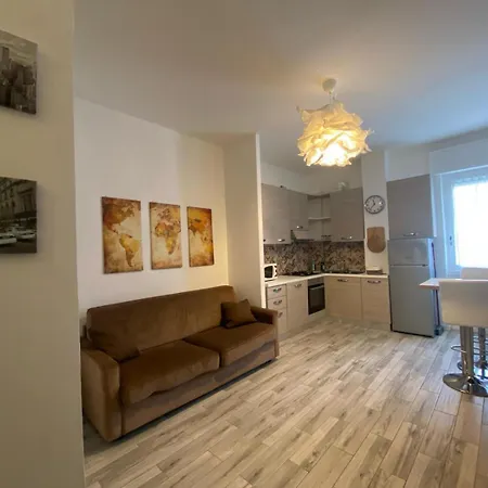 Appartamento Burattino - Immobili E Soluzioni Rent Bergamo Exterior foto